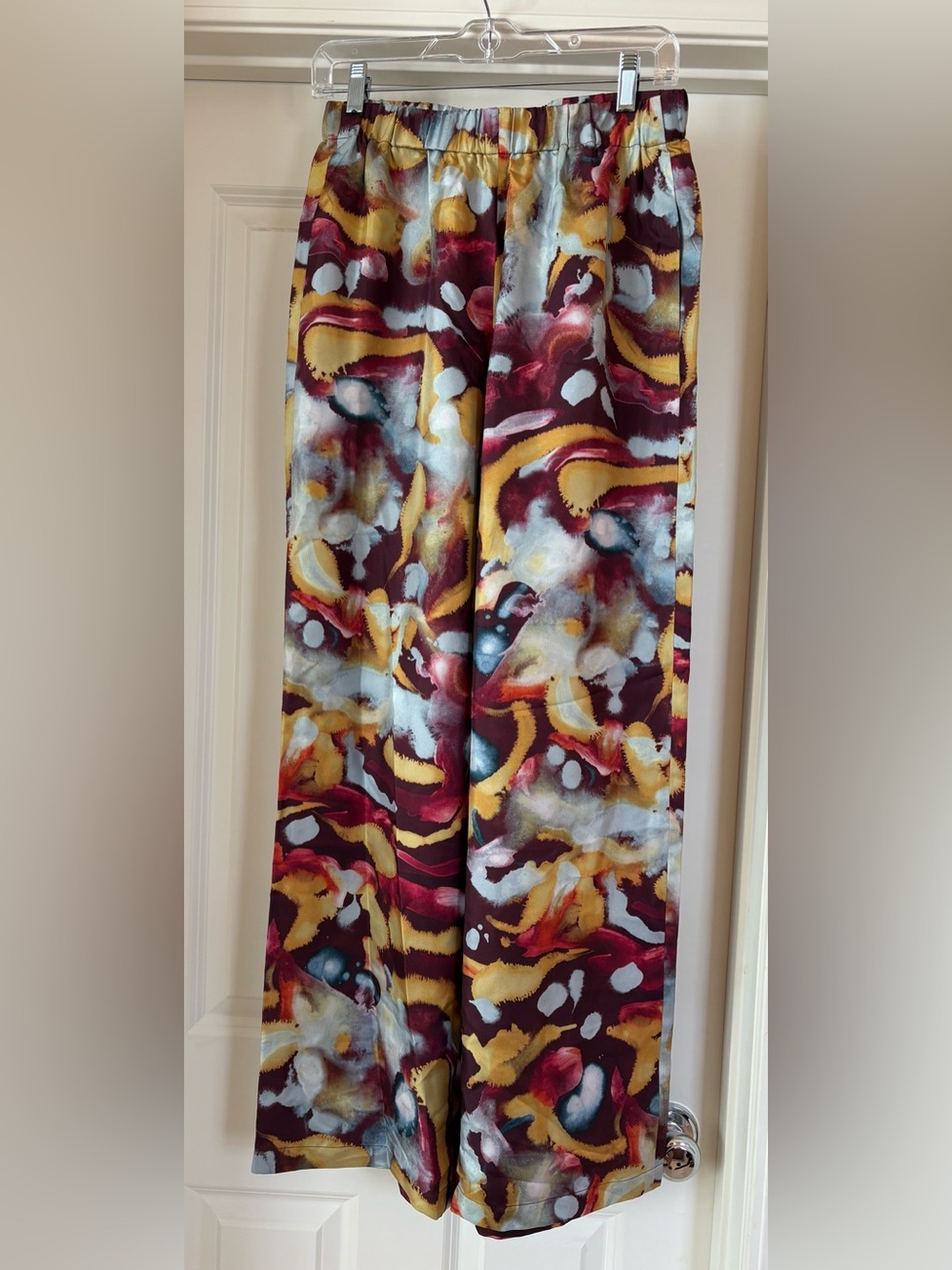 NWT Lafayette 148 New York 100% Silk Antique Ruby Multi Print Pants. Size S